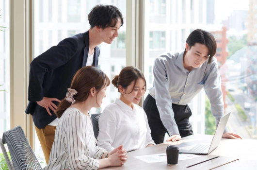 会議中のチーム